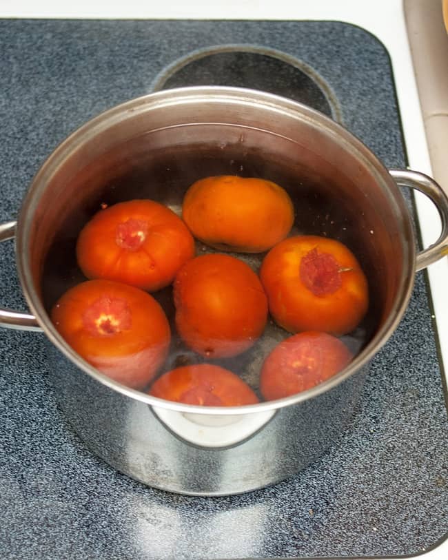 Cách làm sốt cà chua ngon Bước 1